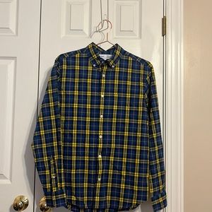 Old Navy button up shirt size small, regular fit